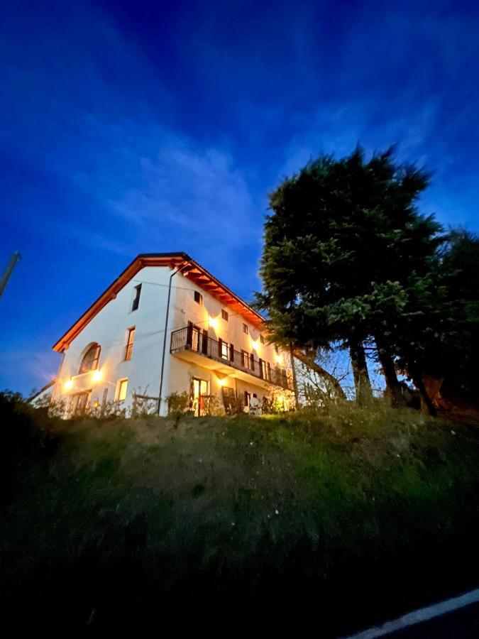 Cascina Malinverni Rocchetta Palafea 외부 사진